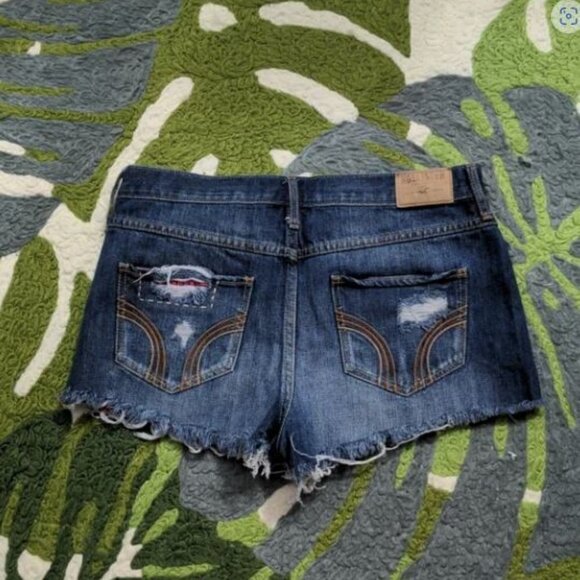 Hollister vintage distressed denim shorts 28 - Picture 3 of 3